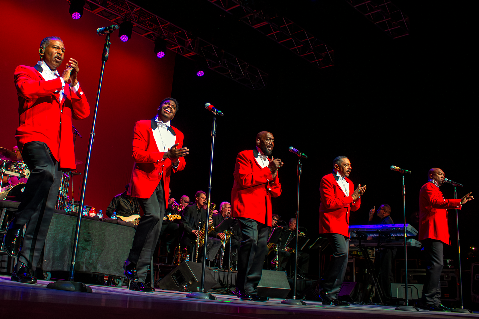 The Temptations live on tour